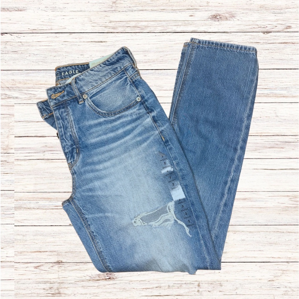 American Eagle Tom Girl Jeans NWT Size 2